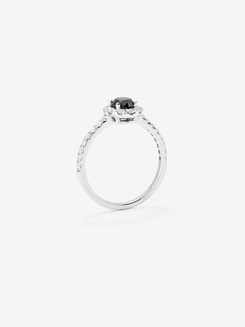 18K Gold Halo Ring with Black Diamond and White Diamond image number 4