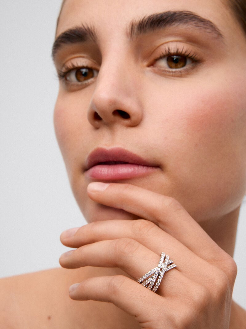 18K white gold cross multi-arm ring with 52 brilliant-cut diamonds with a total of 1.12 cts image number 3