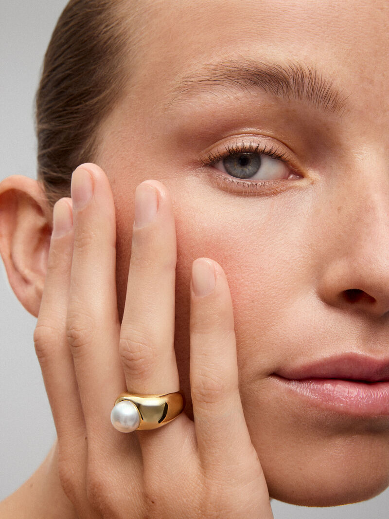 18K yellow gold ring with 10mm Australian pearl image number 1