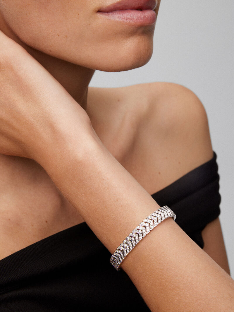 18K White Gold Bracelet with Diamond image number 1