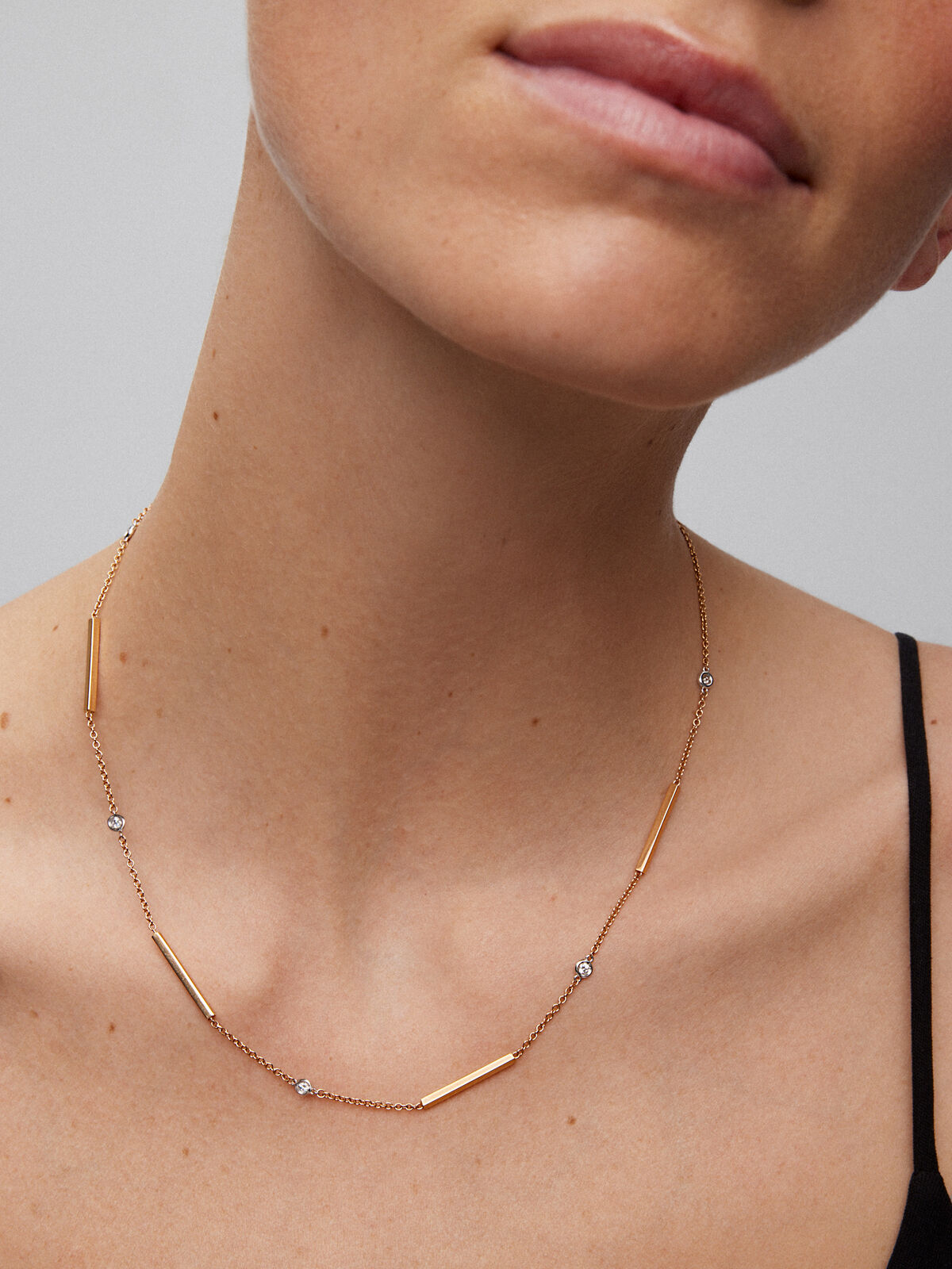 Gargantilla necklace with 18k rose gold bars and diamonds Suarez