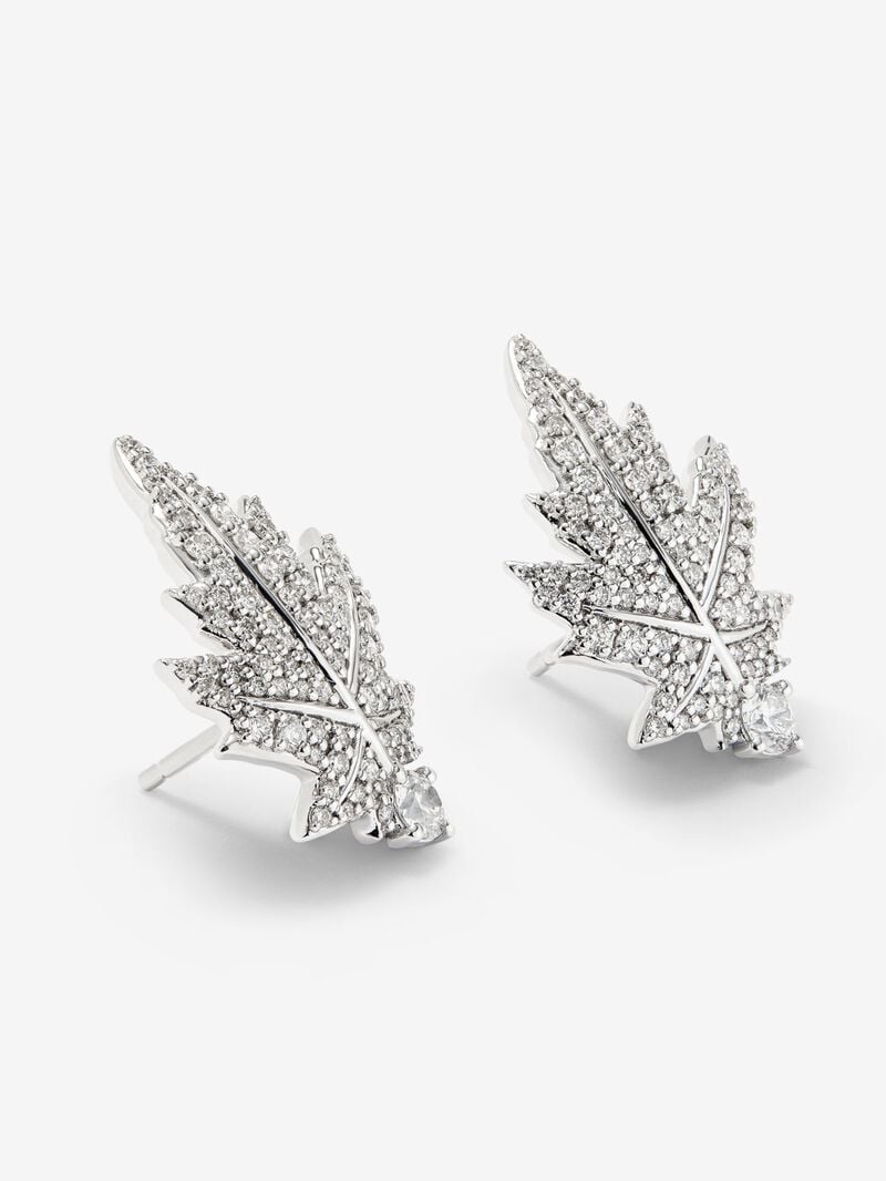 18K white gold earrings with two central diamonds totaling 0.26 cts, diamond pavé, and a maple leaf design. image number 1