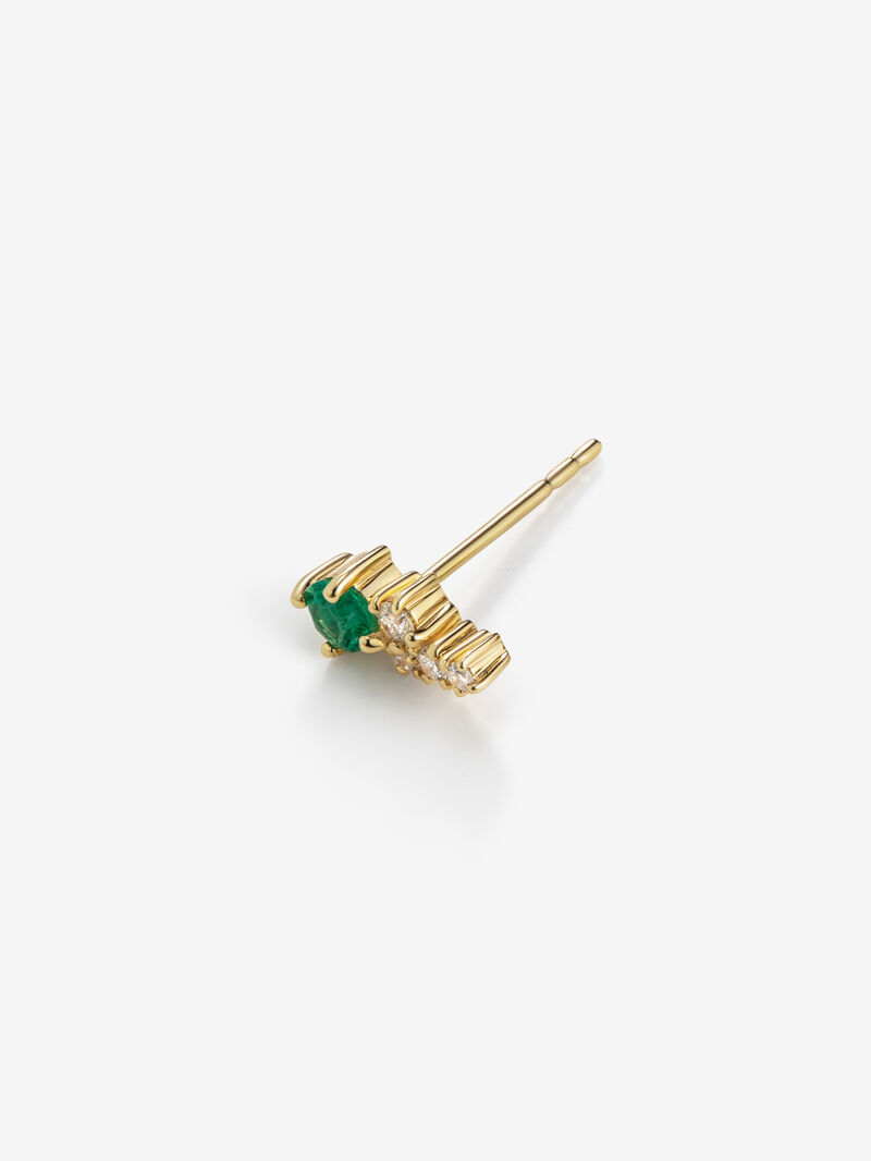 Right individual earring made of 18K yellow gold with emerald and diamonds. image number 4