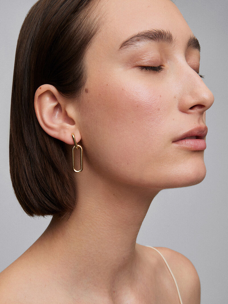 Medium-sized 18k yellow gold forza link earrings image number 3