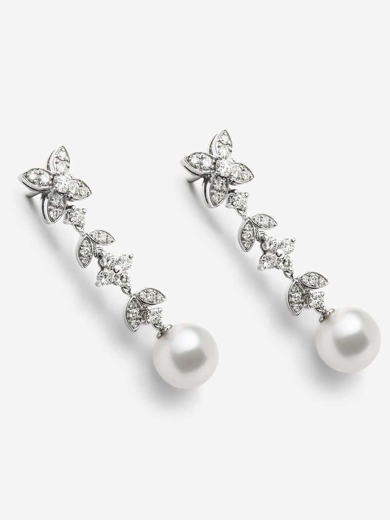 18K white gold earrings with 62 brilliant-cut diamonds with a total of 0.99 cts and 2 8.5 mm Akoya pearls image number 2