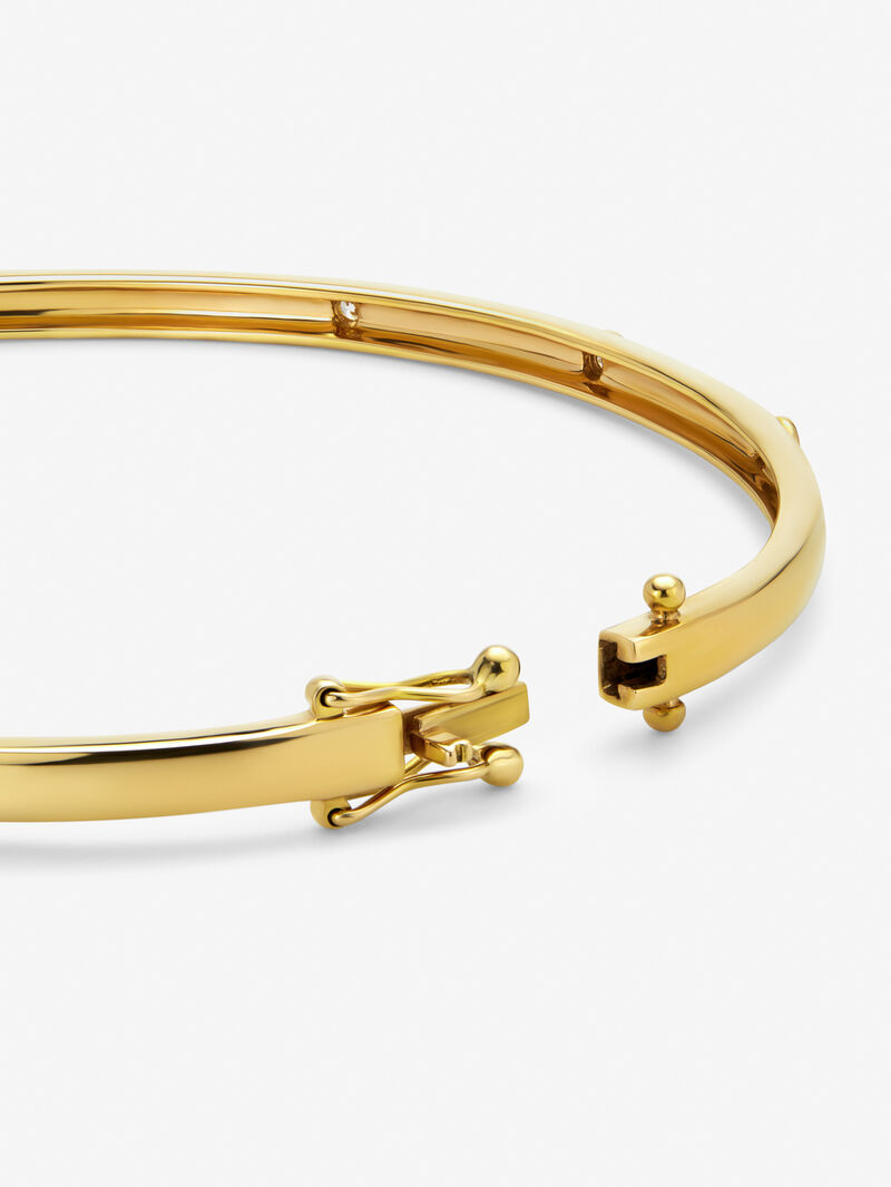 Rigid 18K yellow gold bracelet with 3 brilliant-cut diamonds with a total of 0.07 cts image number 4