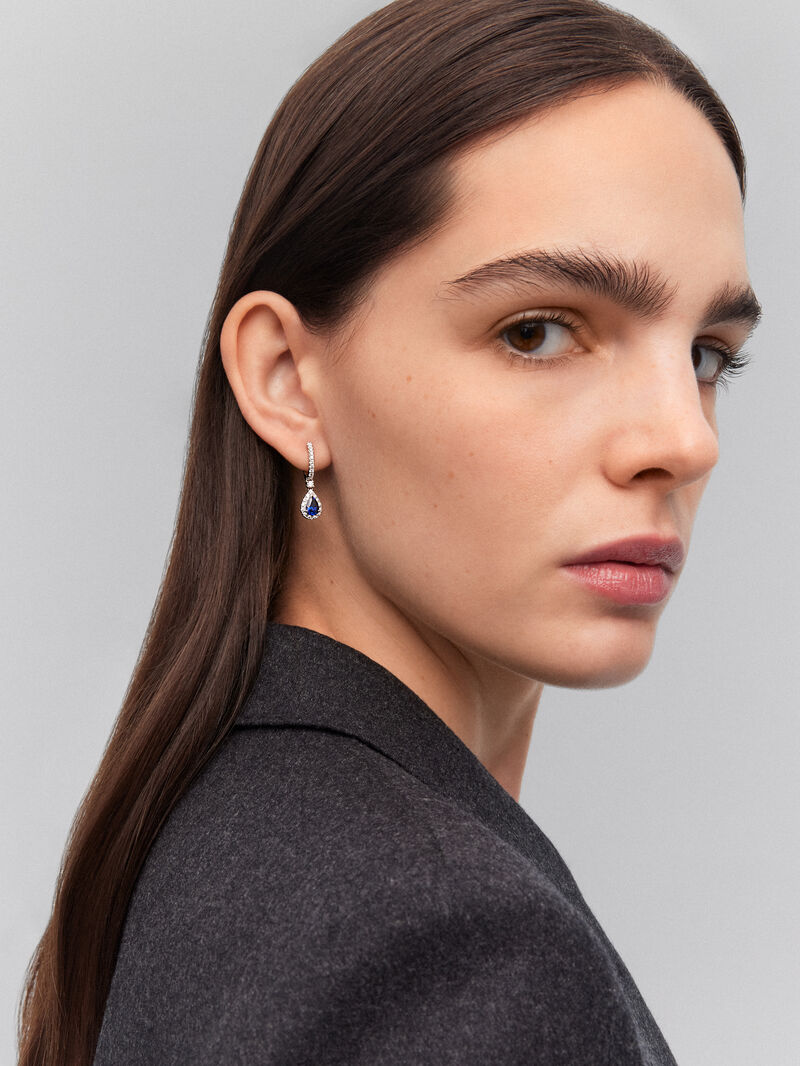 18K white gold earrings with 2 pear-cut blue sapphires with a total of 0.47 cts and 54 brilliant-cut diamonds with a total of 0.27 cts image number 3