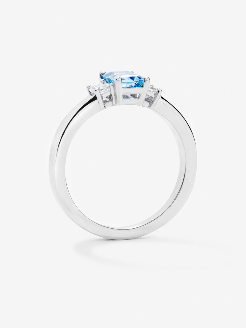 18K white gold triple ring with octagonal cut aquamarine of 0.8 cts and 2 octagonal cut diamonds with a total of 0.3 cts image number 4