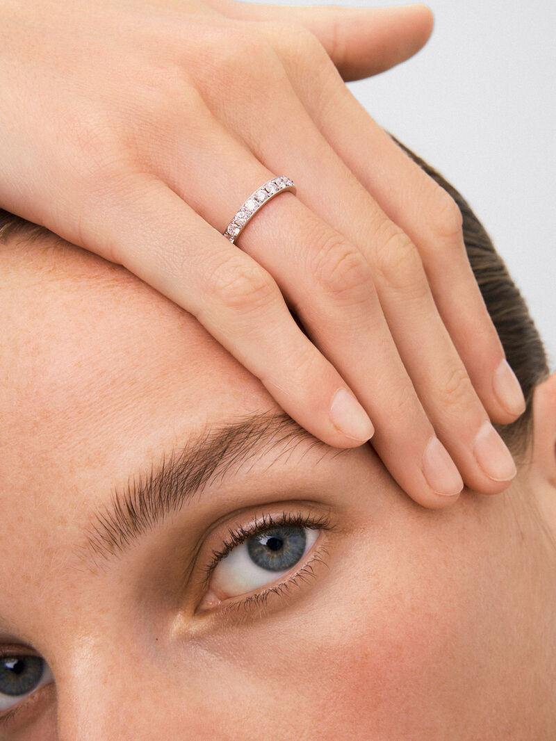 18K White Gold Commitment Alliance ring with diamonds image number 3
