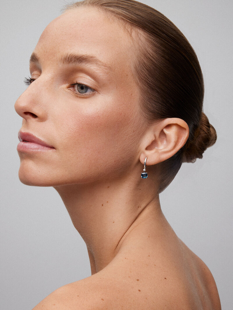 925 Silver hoop earrings with hanging topaz image number 1