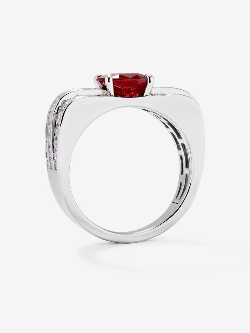 18K white gold ring with pigeon blood red ruby ​​in oval cut of 1.54 cts and 54 diamonds in princess and brilliant cut with a total of 0.93 cts image number 4