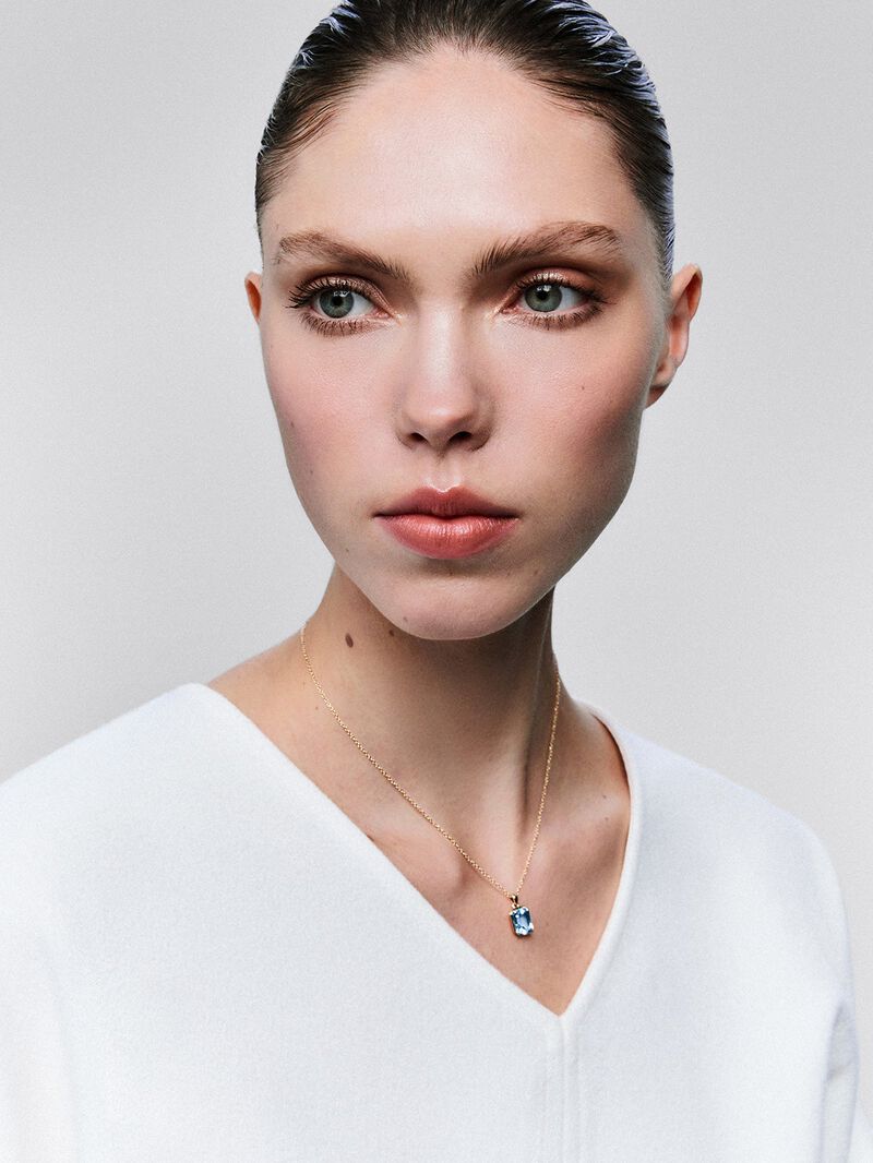 18K yellow gold pendant chain with topaz image number 1
