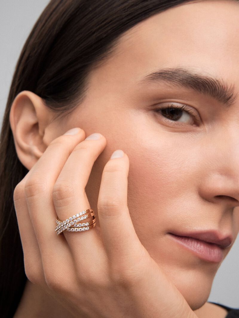 18K yellow gold cross ring with white diamonds of 1.13 cts image number 3