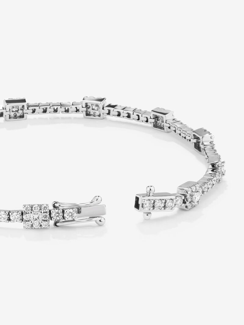 18kt white gold rivière bracelet with geometric motifs image number 6