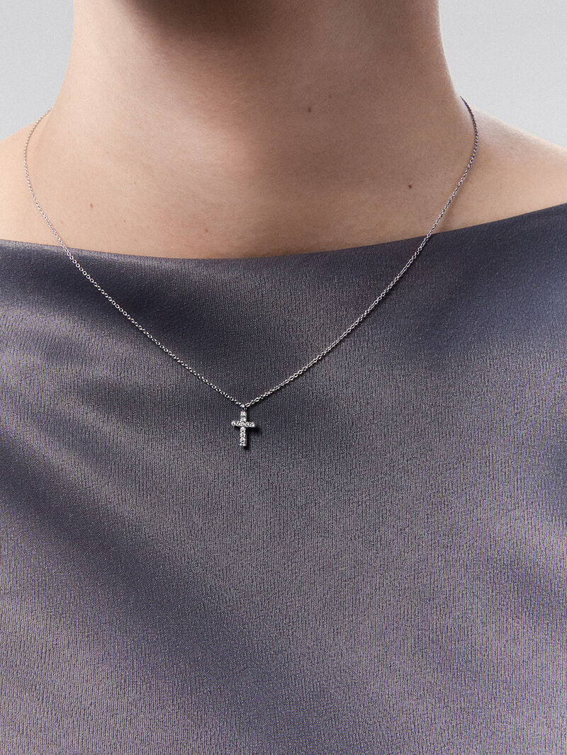 18K white gold cross pendant chain with diamonds. image number 3