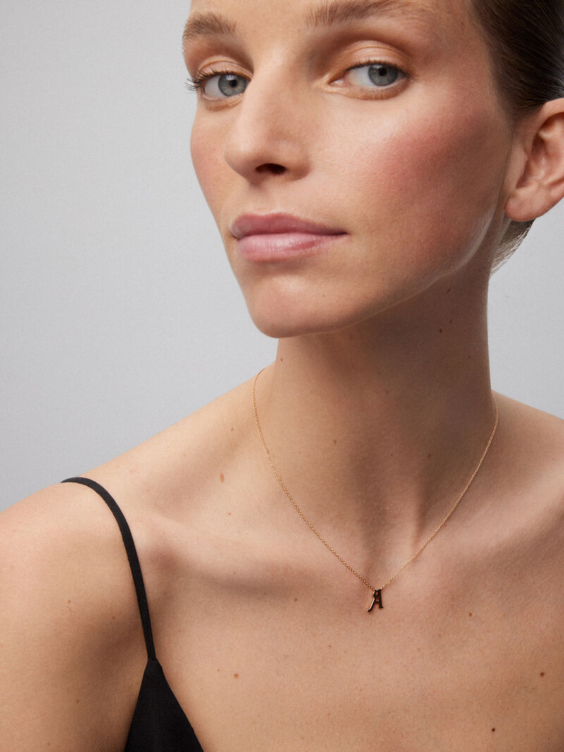 Pendant chain with initial A in 18K rose gold. image number 3