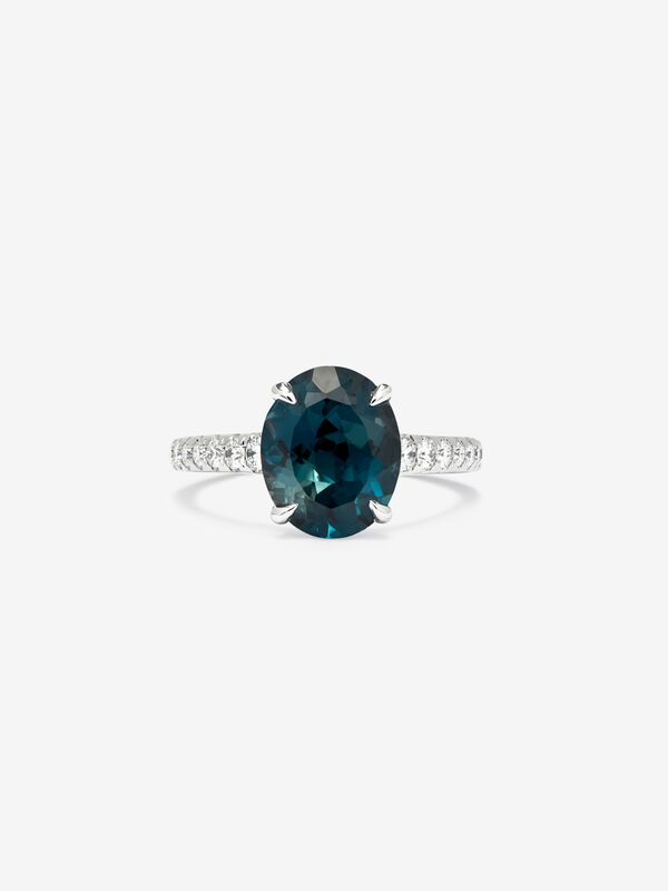 18kt white gold ring with a 4.25ct London topaz stone and diamonds band, SO22031-OBDTPLN11X9_V