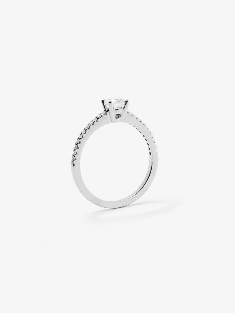 18K White Gold Commitment Ring with Diamonds image number 4