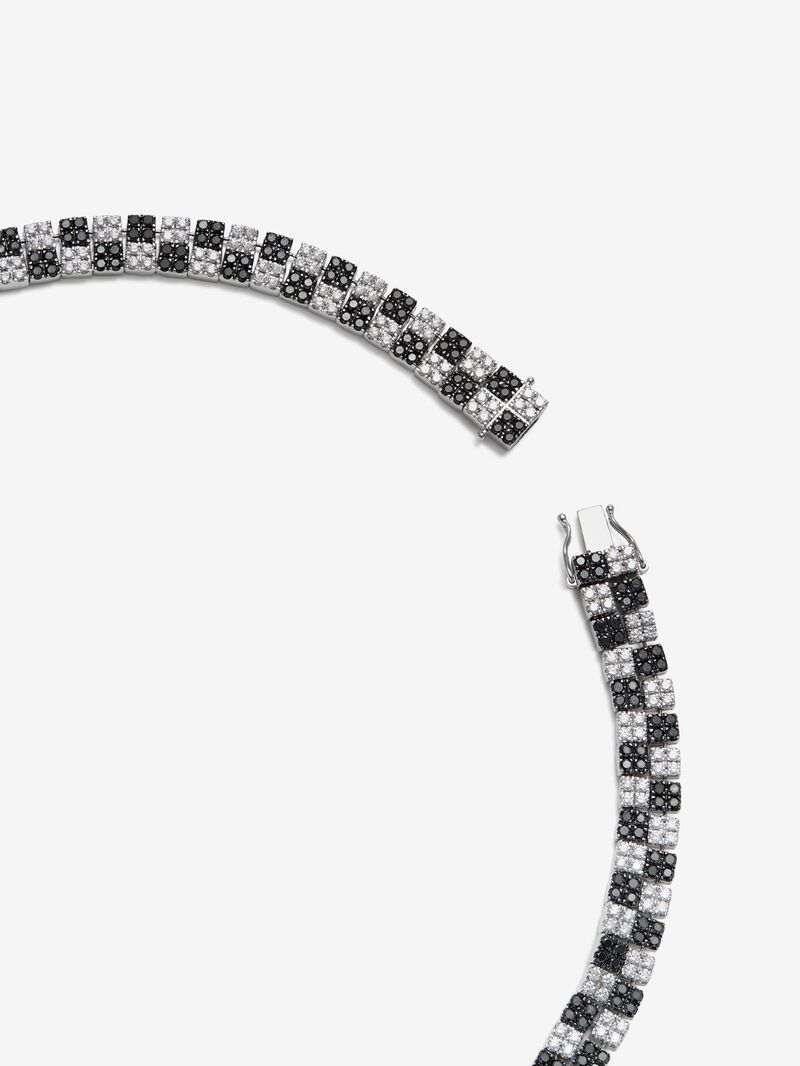 18K white gold necklace with 452 brilliant-cut white diamonds with a total of 7.8 cts and 452 black diamonds with a total of 8.52 cts image number 4