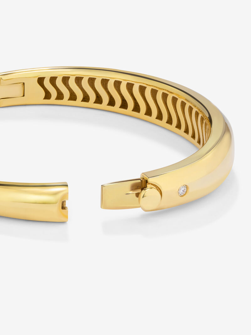 18K Yellow Gold Plain Rigid Bracelet with Diamond image number 4