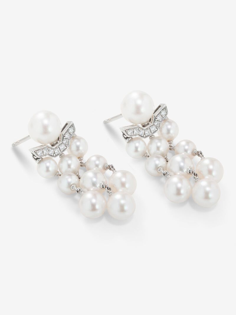 18K white gold earrings with 20 Akoya pearls and 16 brilliant-cut diamonds with a total of 0.08 cts image number 1