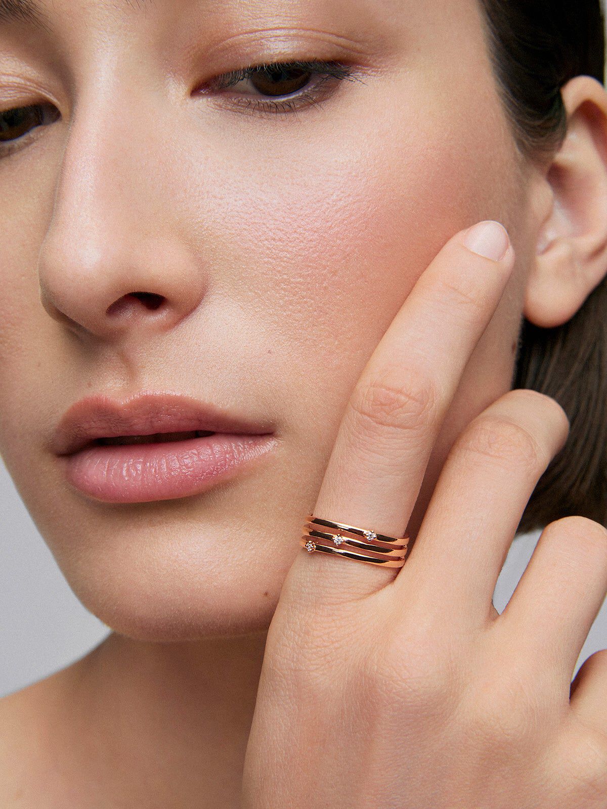 Gold outlet arm ring