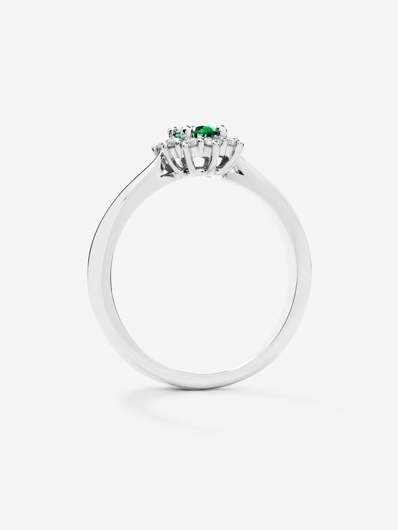 18K White Gold Ring with Emerald Green oval size and white diamonds image number 4