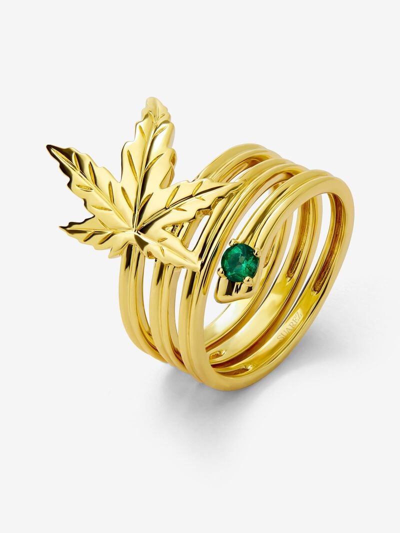 18K yellow gold ring with a 0.11 ct brilliant-cut emerald, in a maple leaf design image number 0