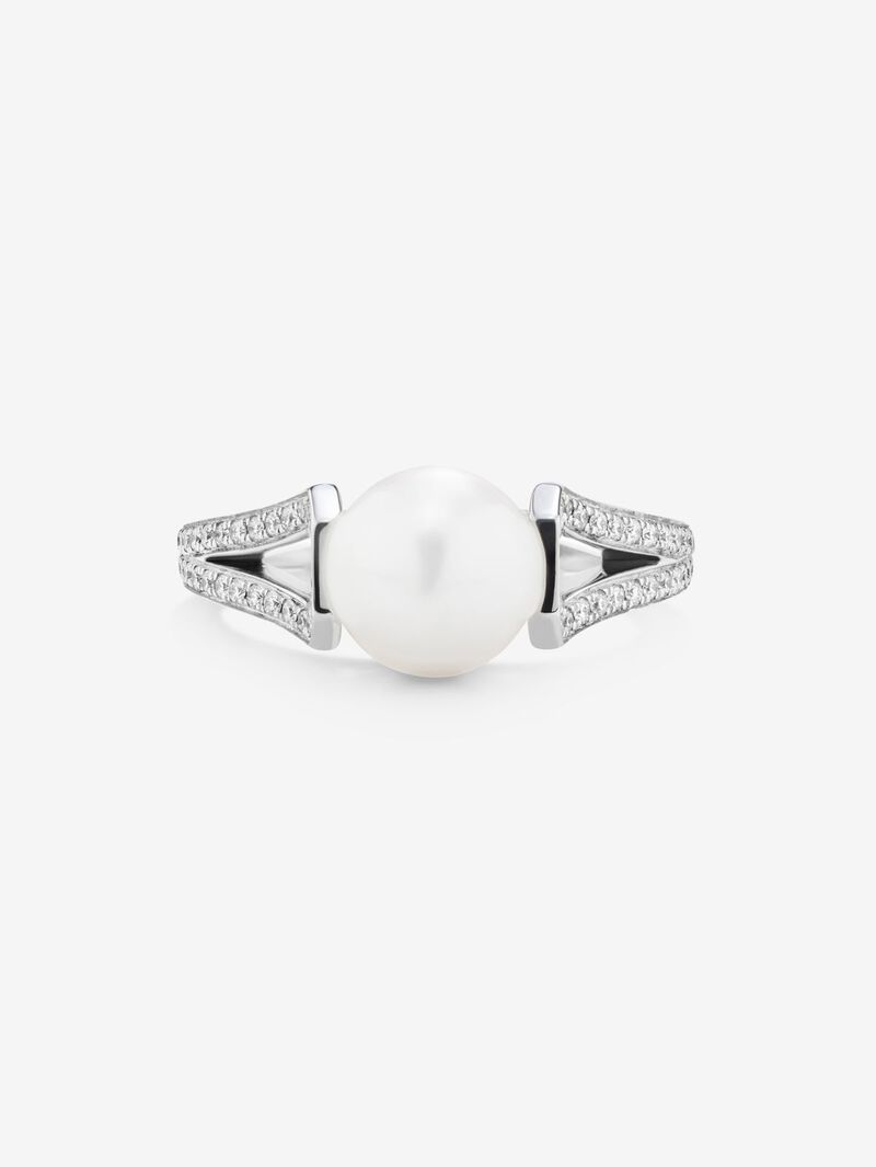 18K white gold ring with 8mm akoya pearl and 60 brilliant-cut diamonds with a total of 0.23 cts image number 2