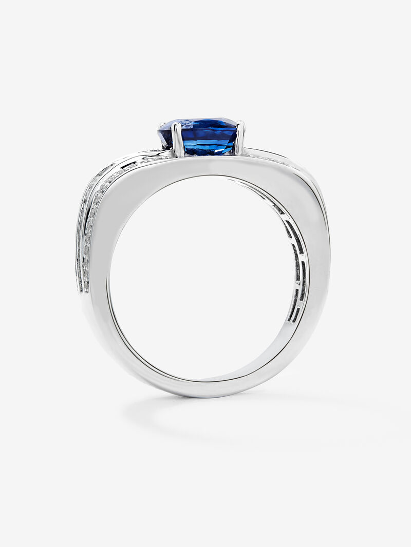 18K White Gold Ring with Royal Blue Zafiro in 1.56 cts and white diamonds in 0.71 cts image number 4