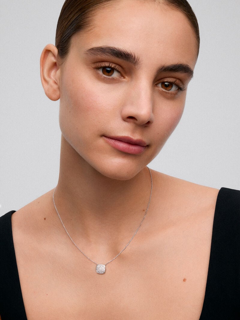18K White Gold Pendant with Geometric Central Motif and Brilliant-Cut Pavé Diamonds image number 1