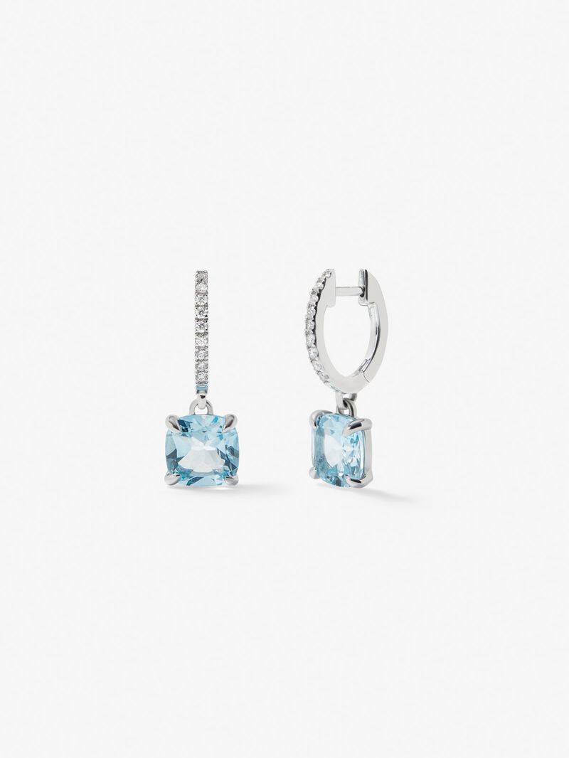 18K white gold hoop earrings with 2 cushion-cut sky blue topazes with a total of 4.05 cts and 18 brilliant-cut diamonds with a total of 0.14 cts image number 0