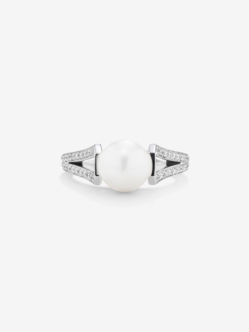 18k white gold ring with Akoya pearl and diamonds image number 2