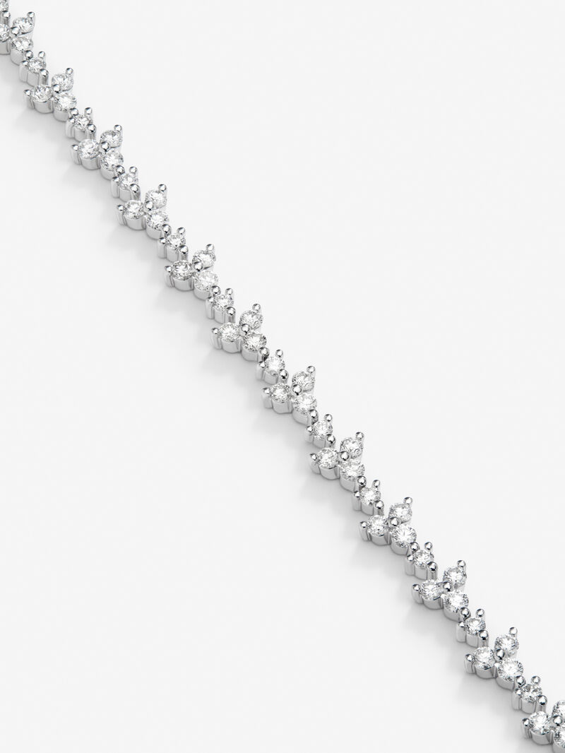 18K White Gold Rivière bracelet with White Diamonds in Bright Size of 2.82 cts image number 2