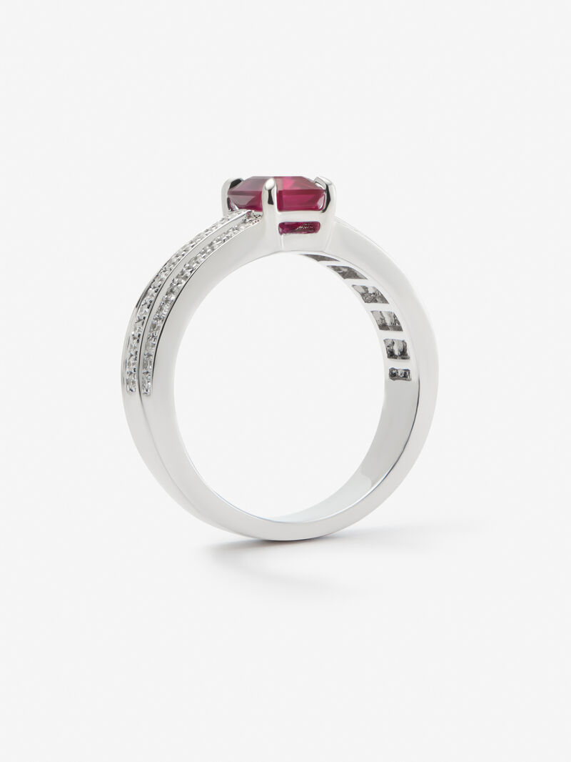18K white gold ring with octagonal-cut pigeon blood ruby ​​of 1.28 cts and 68 brilliant-cut diamonds with a total of 0.39 cts image number 4