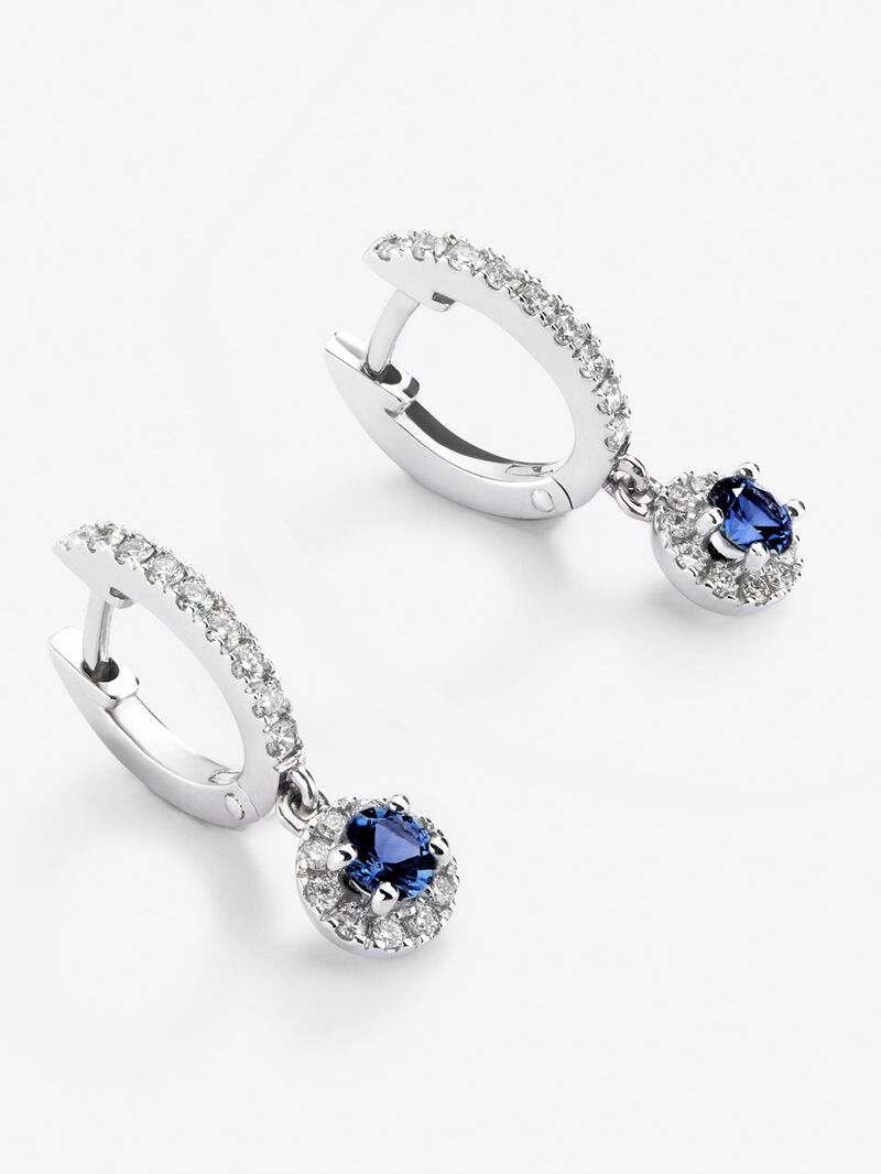 18K white gold hoop earrings with 38 brilliant-cut diamonds with a total of 0.29 cts and 2 brilliant-cut blue sapphires with a total of 0.37 cts image number 2
