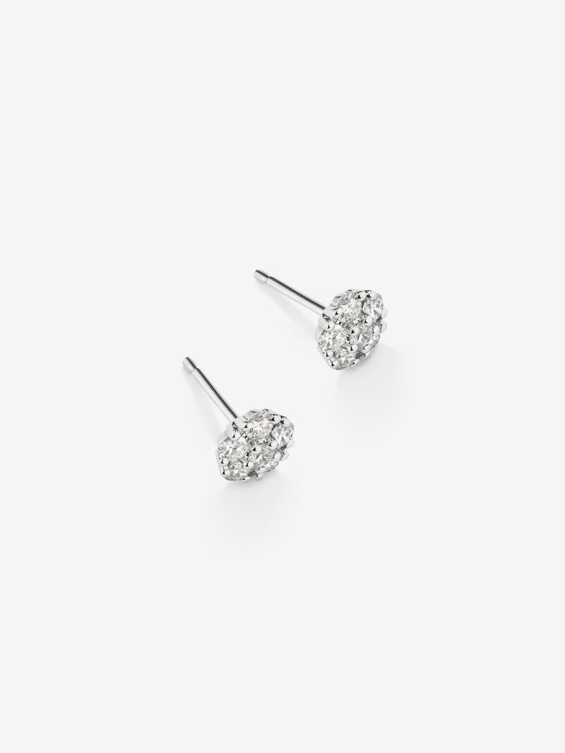 18K white gold earrings with 12 brilliant-cut diamonds with a total of 0.66 cts image number 3