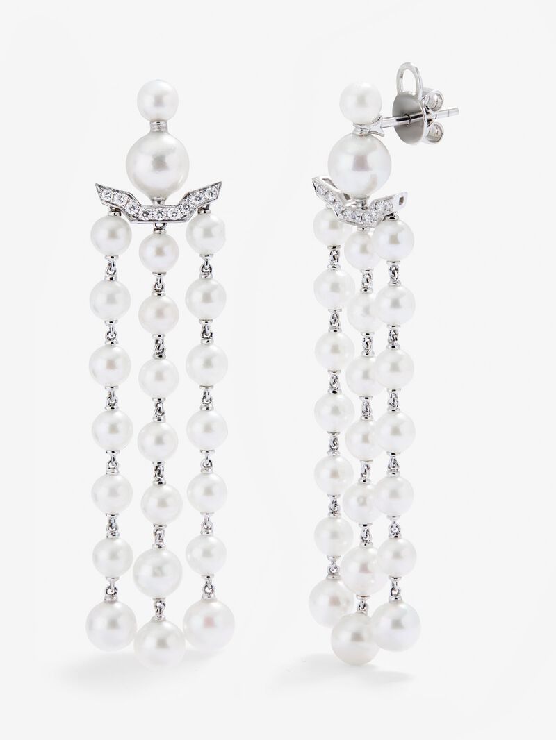 18k white gold earrings with diamonds and pearls image number 0