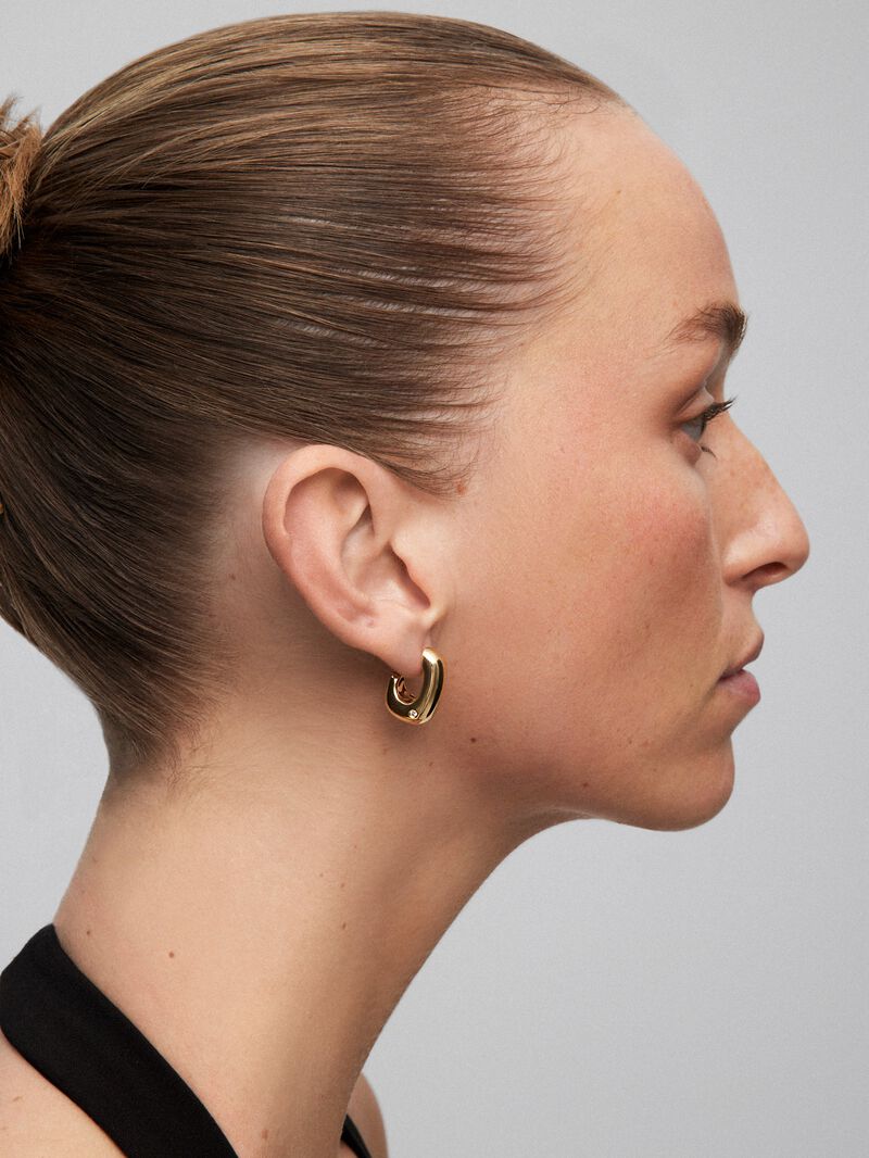 Medium 18K yellow gold hoop earrings with 0.05 ct brilliant cut diamonds image number 3
