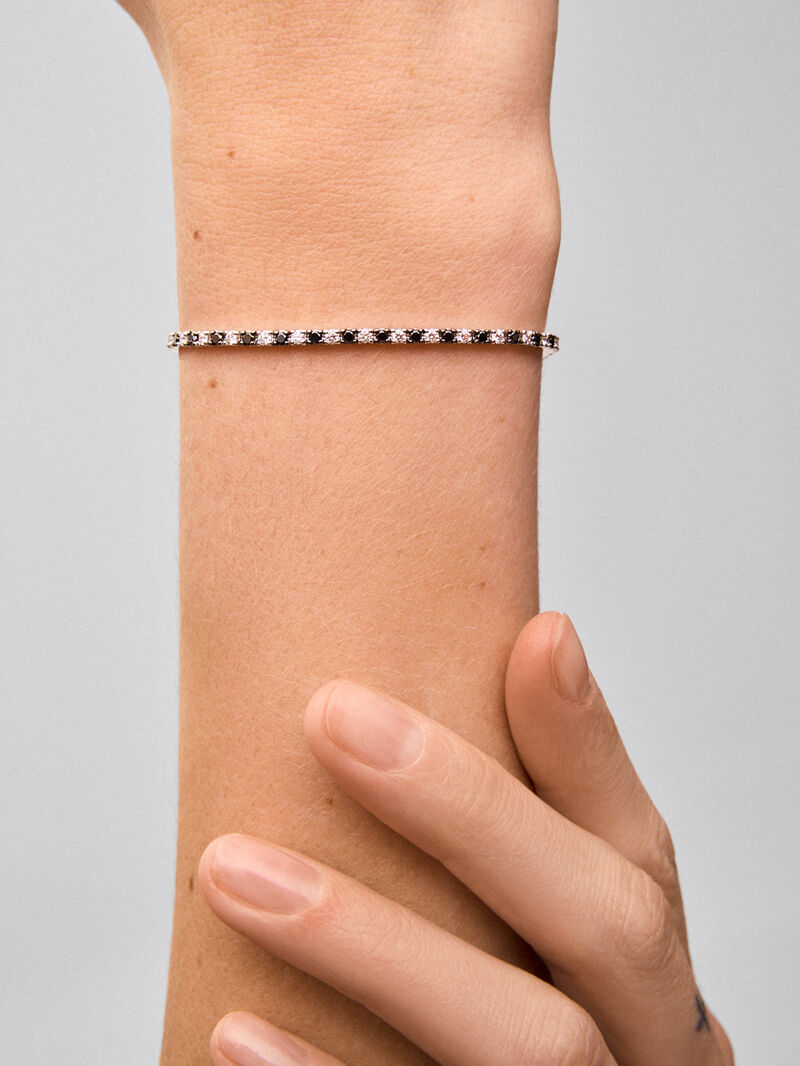 18K White Gold Riviere bracelet with black diamond and white diamond image number 3