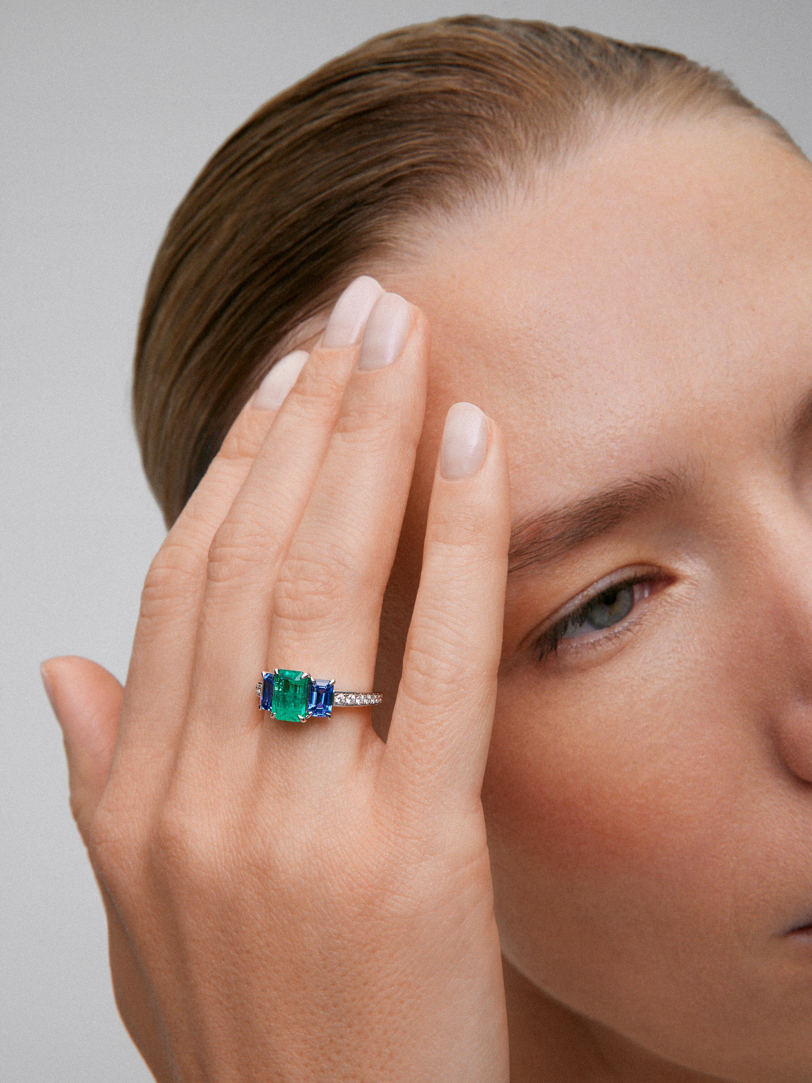 Anillo esmeralda hotsell suarez