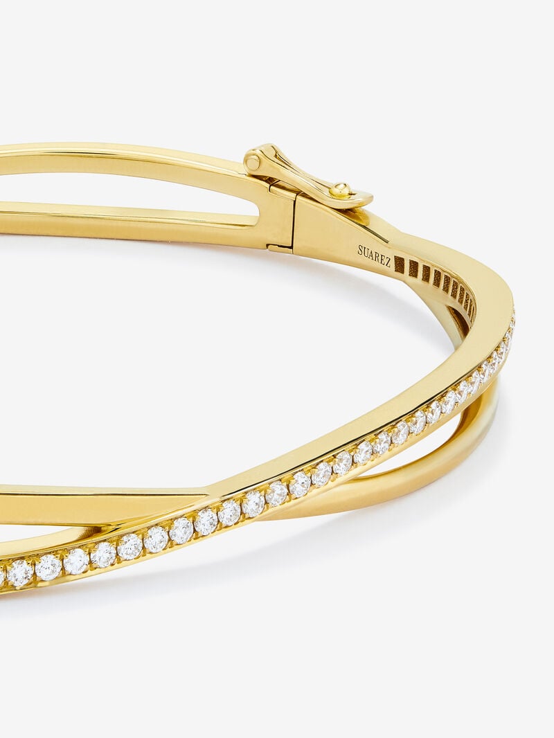 Rigid yellow gold bracelet of 18k with white diamonds in 0.74 cts image number 3