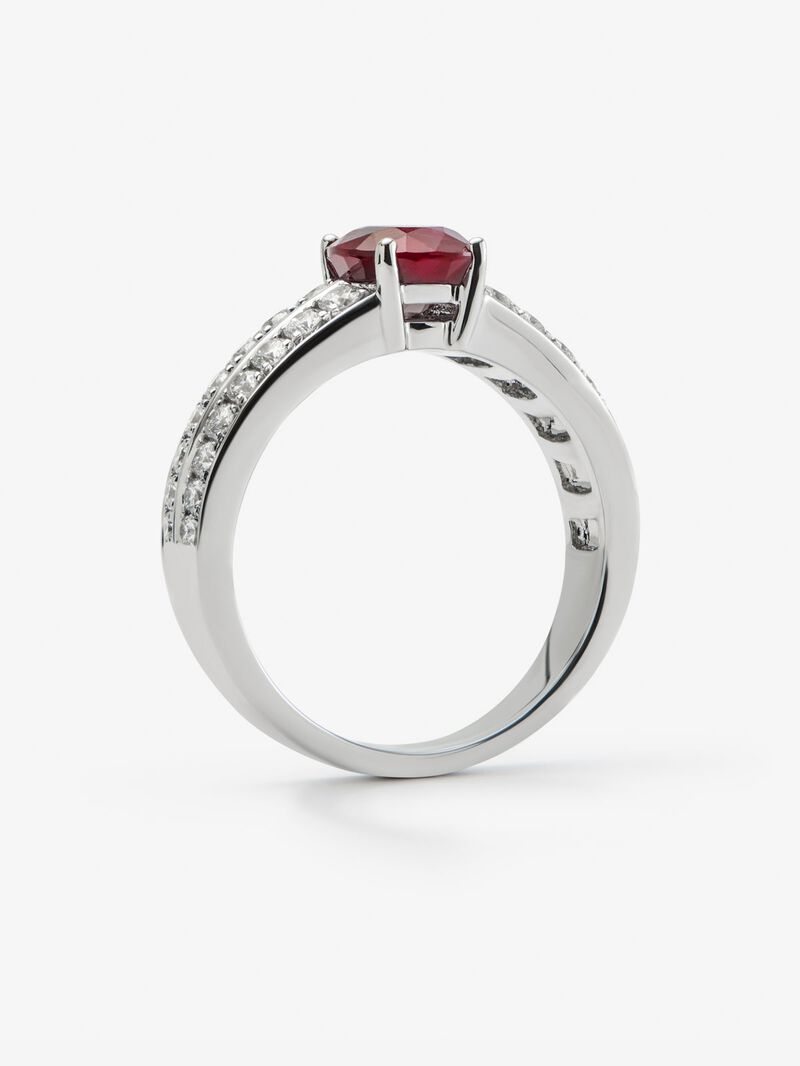 18K white gold ring with cushion-cut pigeon blood ruby ​​of 1.73 cts and 32 brilliant-cut diamonds with a total of 0.52 cts image number 2