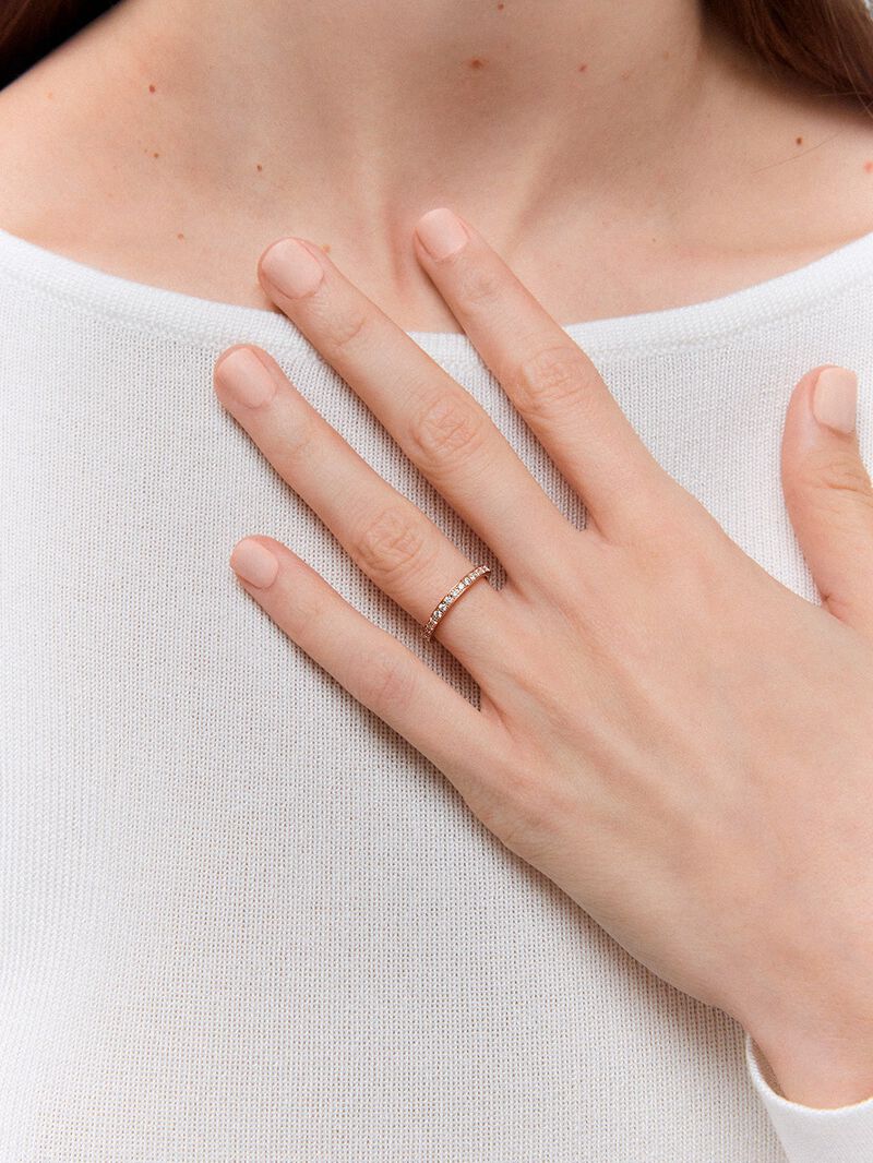 Half ring in 18K rose gold with 16 brilliant-cut diamonds with a total of 0.24 cts image number 3