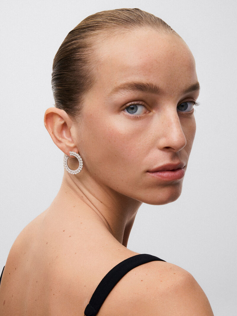 18K white gold hoop earrings with 118 brilliant-cut diamonds with a total of 6.4 cts image number 0