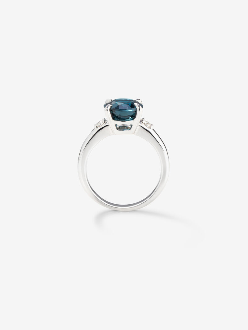 925 Silver triplet ring with topaz and diamonds image number 4