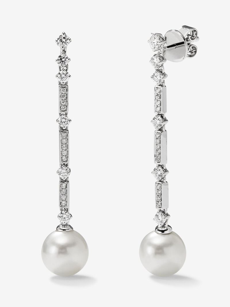 18K white gold earrings with white pearls and white diamonds in a bright size of 0.66 image number 0