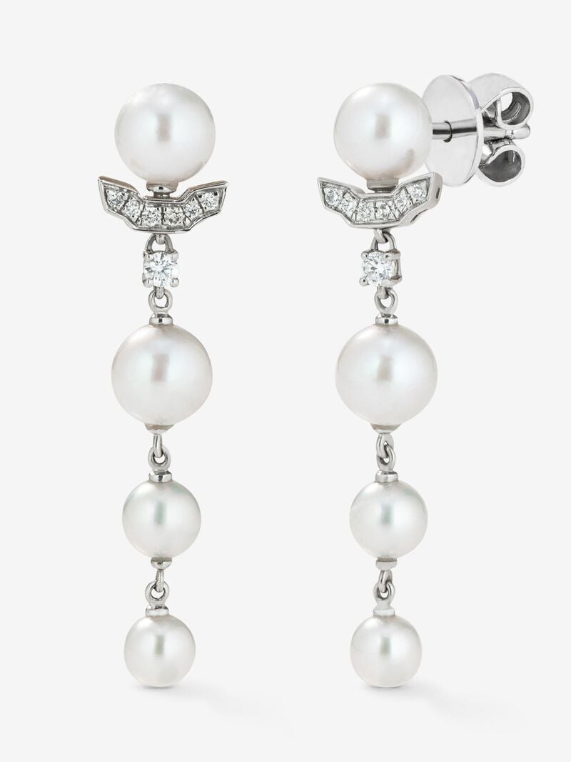 18k white gold long earrings with Akoya pearls and diamonds image number 0