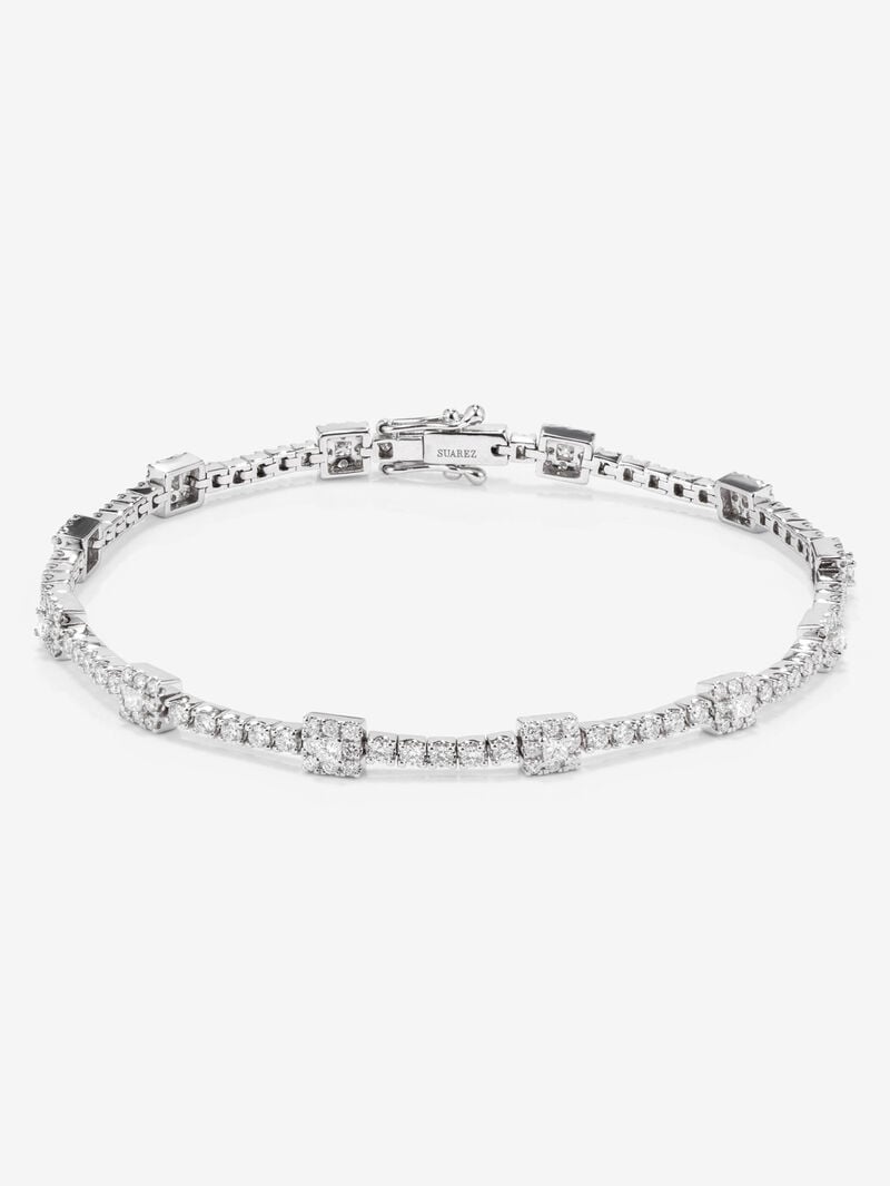 18kt white gold rivière bracelet with geometric motifs image number 4