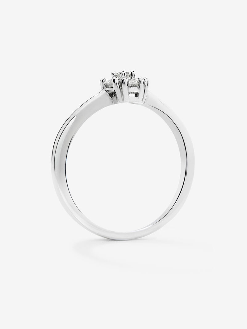 18K White Gold Diamond Pave Ring image number 4